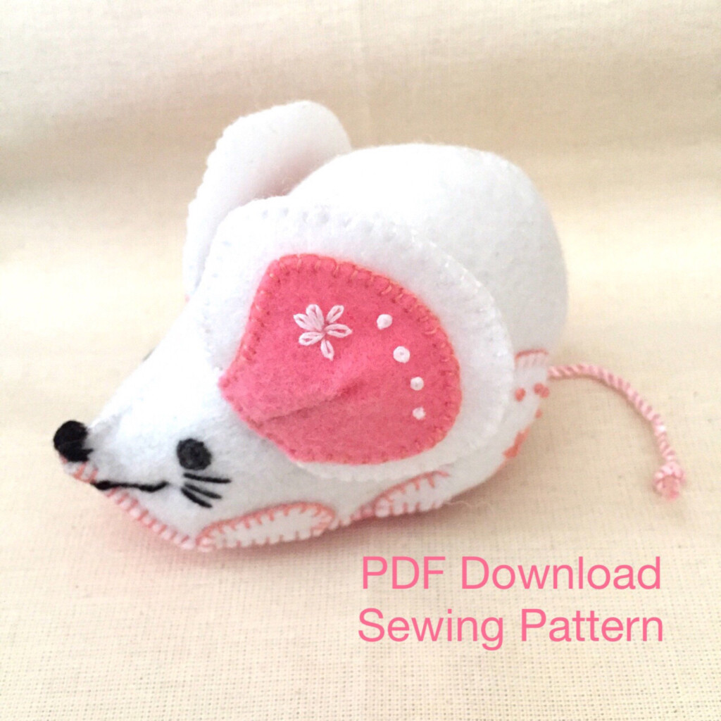 Printable Free Mouse Sewing Pattern